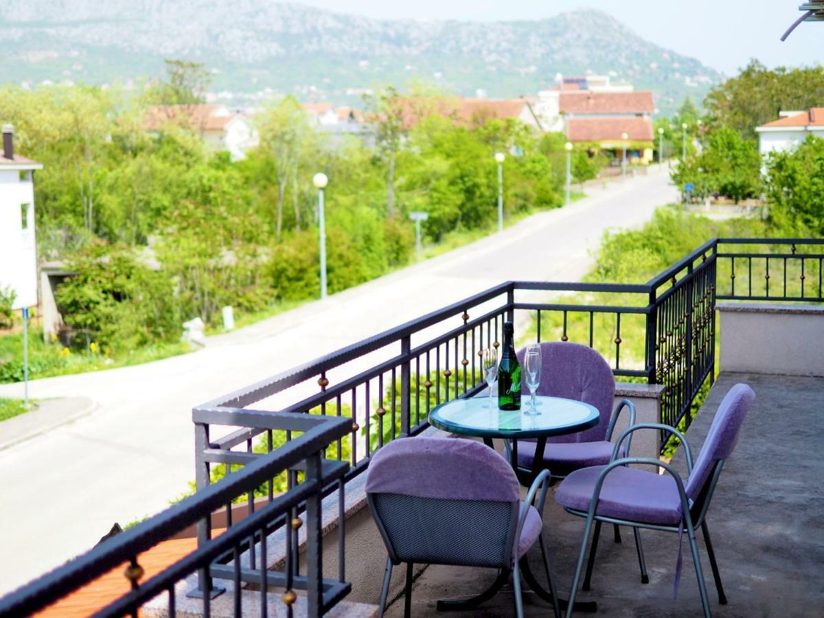 Apartment Ivan-Experience 3 Bedrooms Ljubuški Екстериор снимка